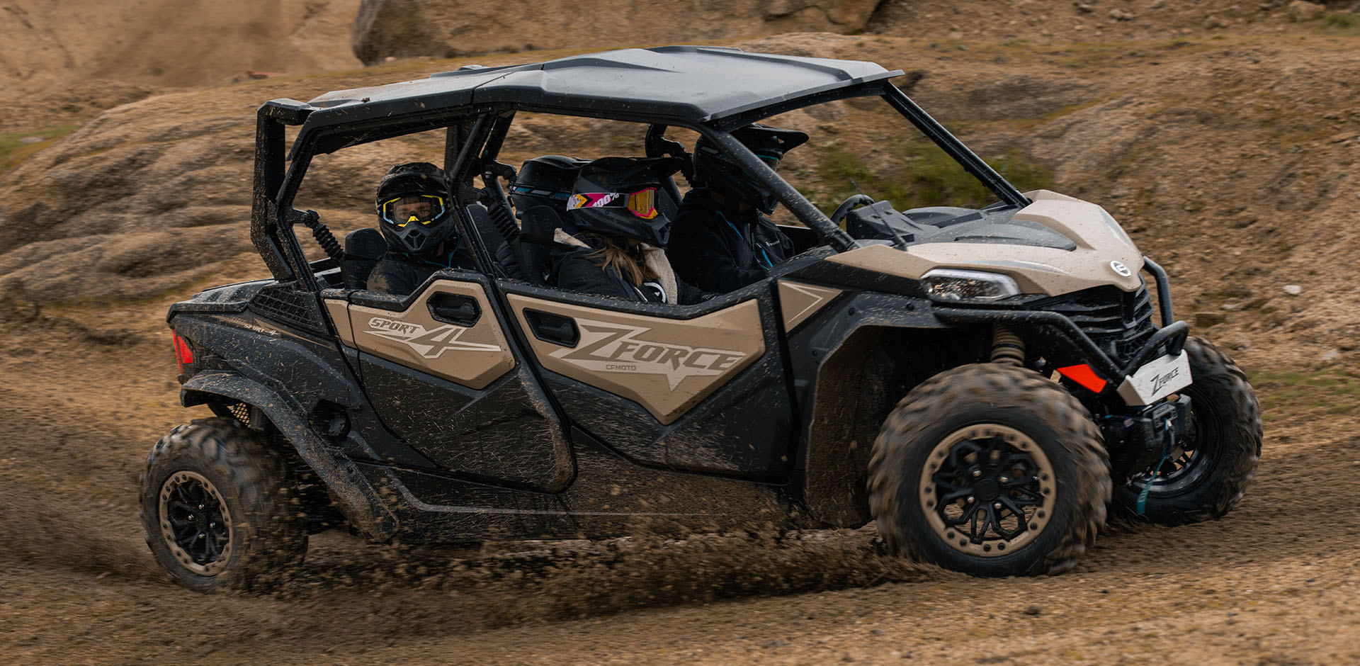 ZFORCE 950 SPORT-4 action photo